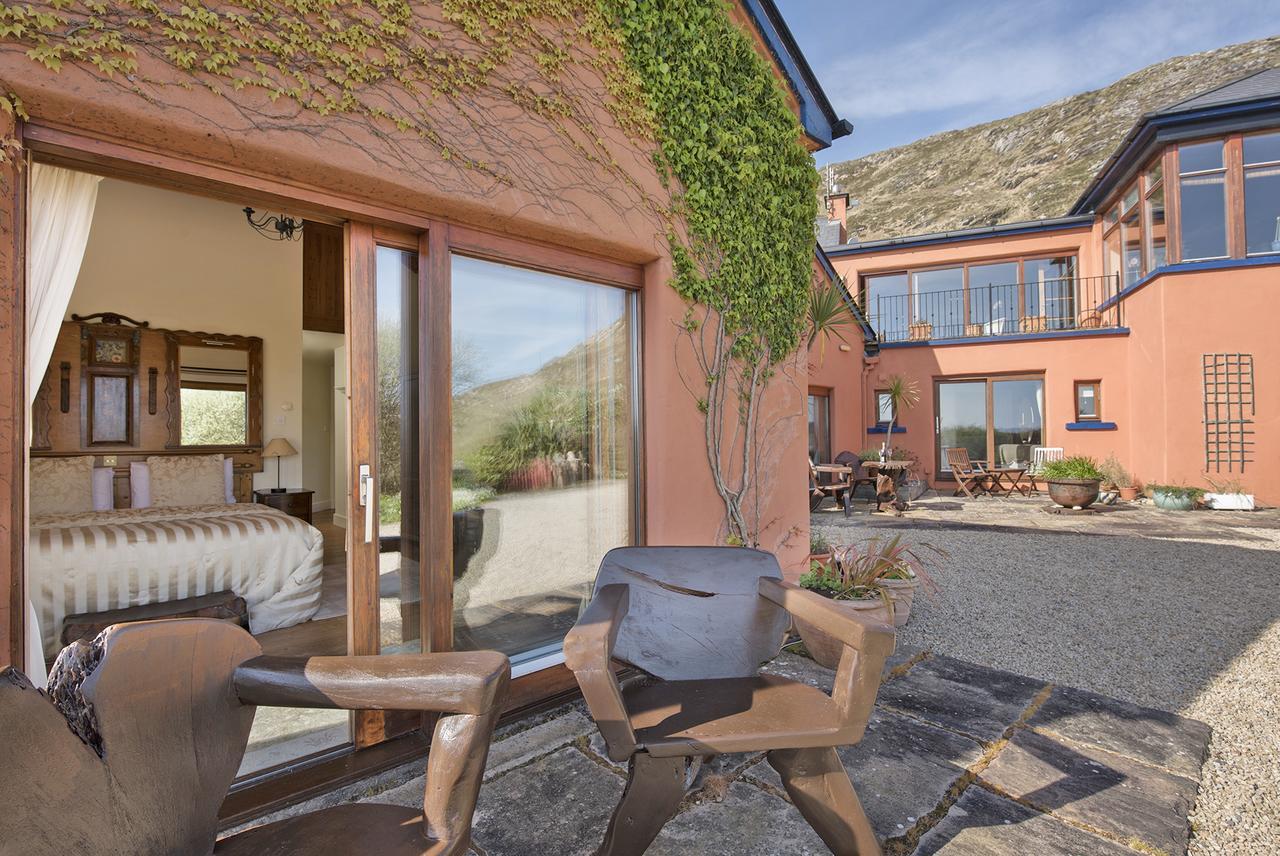 Dolphin Beach House Hotell Clifden Eksteriør bilde