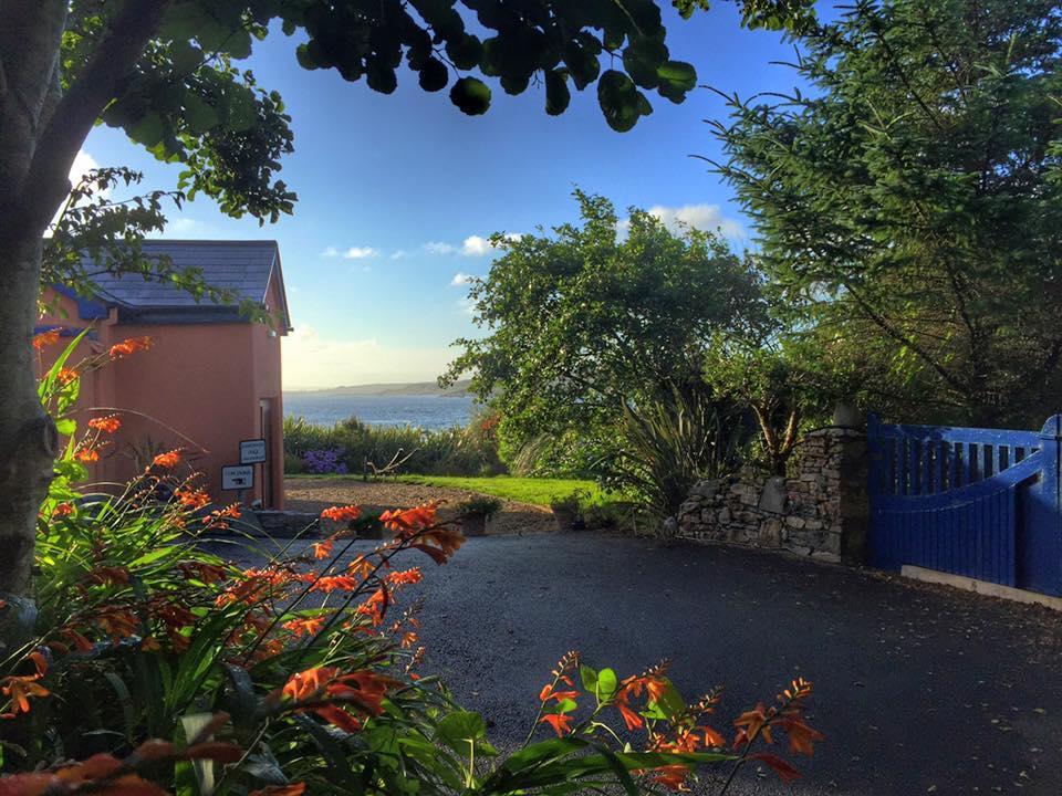 Dolphin Beach House Hotell Clifden Eksteriør bilde